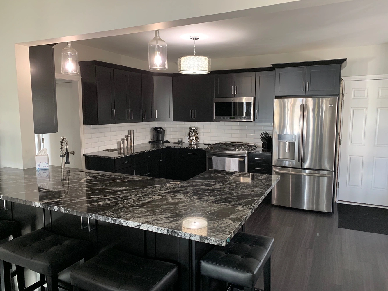 Kitchen Remodel ROI in Toledo: What Actually Adds Value? Post Thumbnail